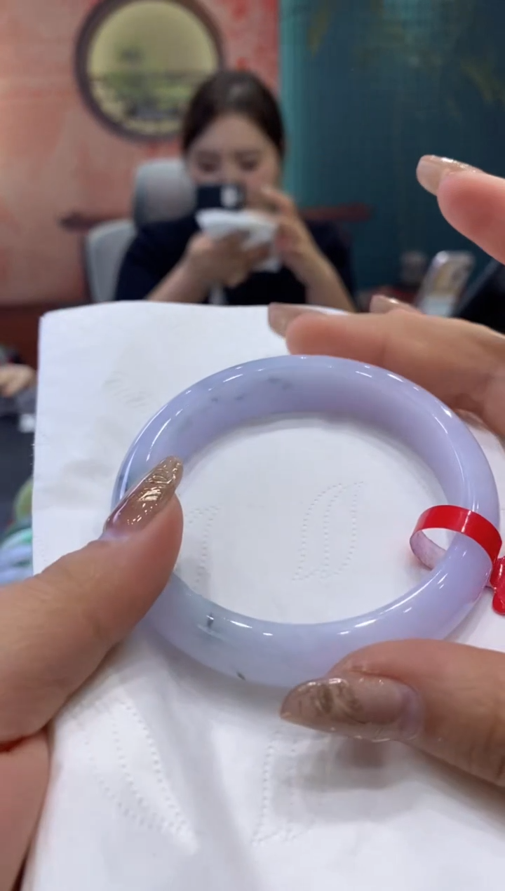 【闪购商品】翡翠手镯未镶嵌多人0011781