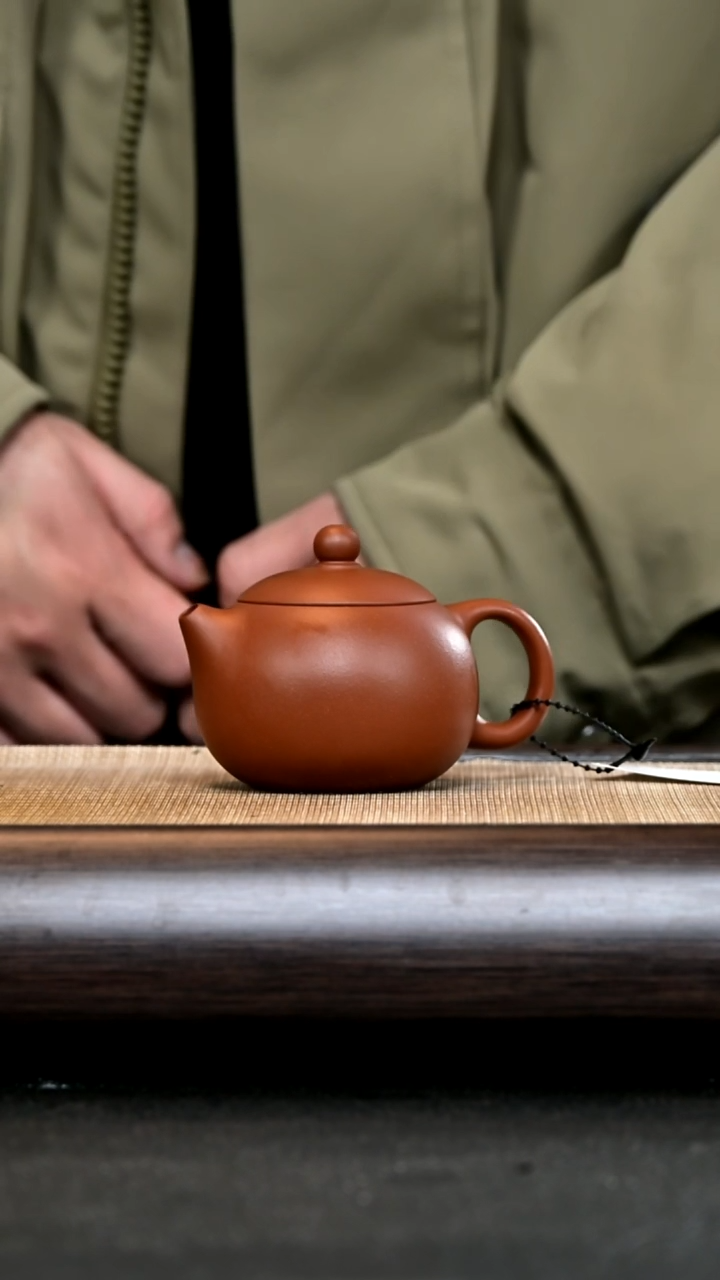 【闪购商品】紫砂茶壶HT15553 西施 朱砂