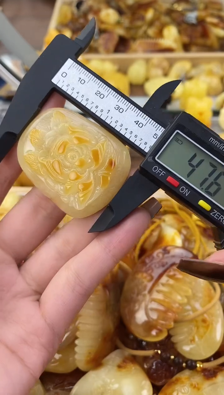 裸石琥珀未镶嵌天然琥珀蜜蜡