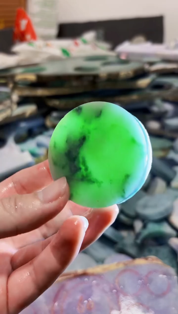 【闪购商品】翡翠颈饰未镶嵌A货白文1732