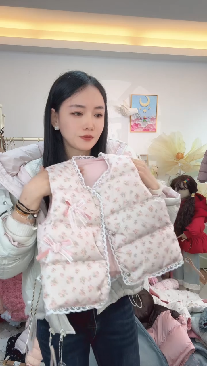 双面穿马甲羽绒---100