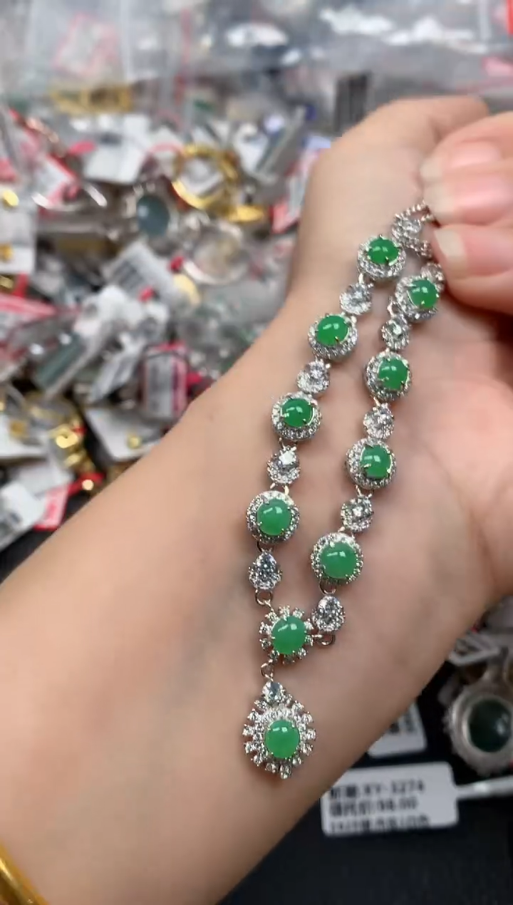 翡翠戒指银S925镶嵌天然A货缅甸翡翠