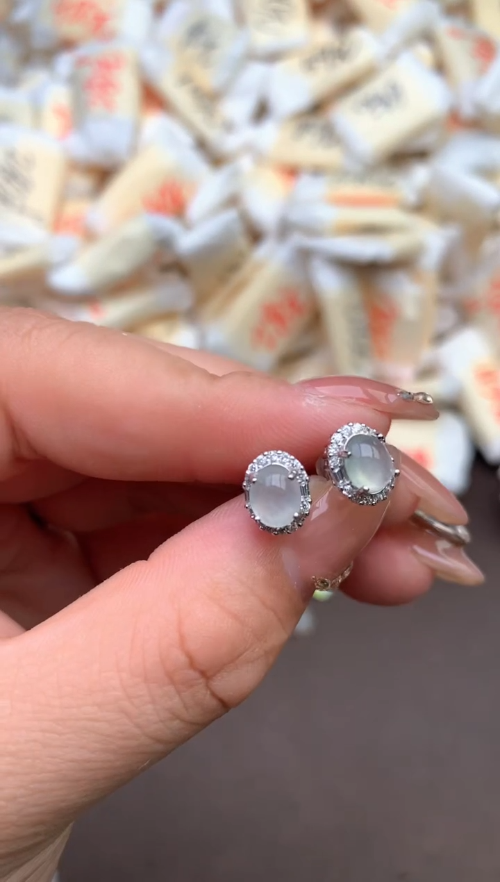 【闪购商品】翡翠耳饰银S925镶嵌—