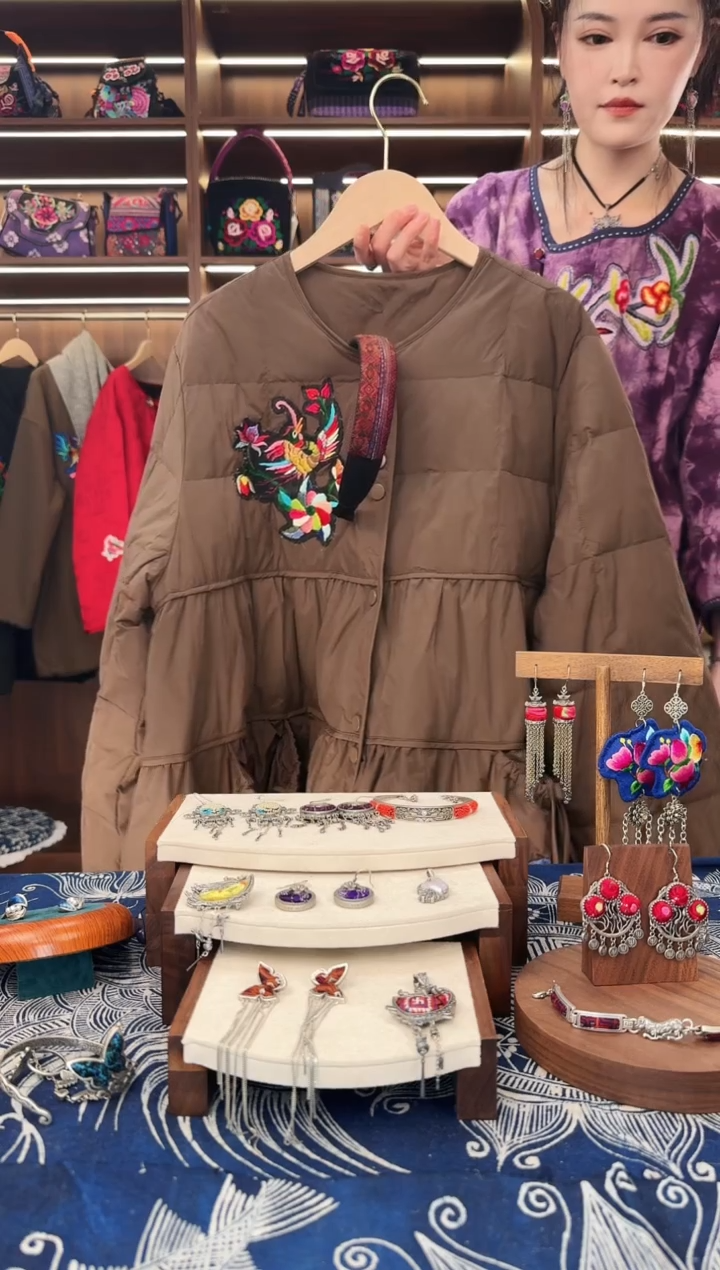 织绣L3黔东南苗族刺绣