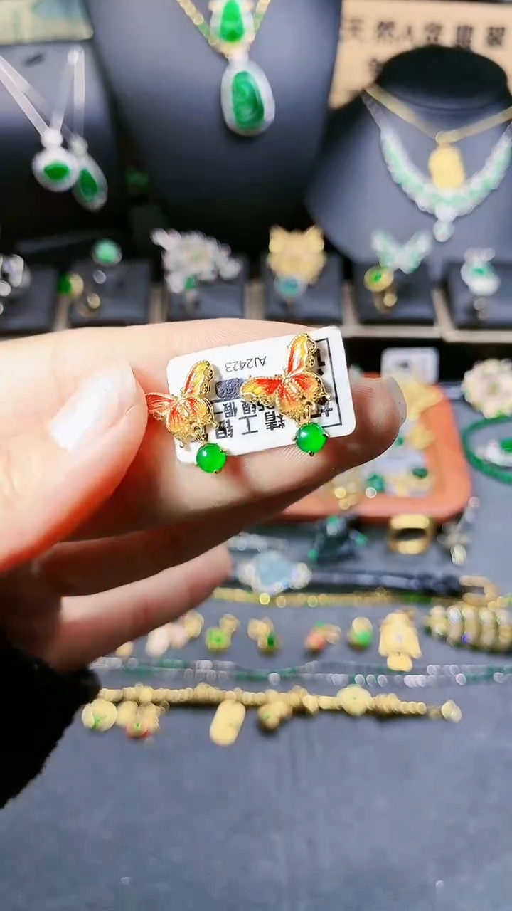 【闪购商品】翡翠耳饰银S925镶嵌耳饰