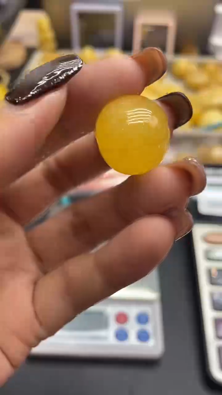 琥珀未镶嵌珠宝奇石2670