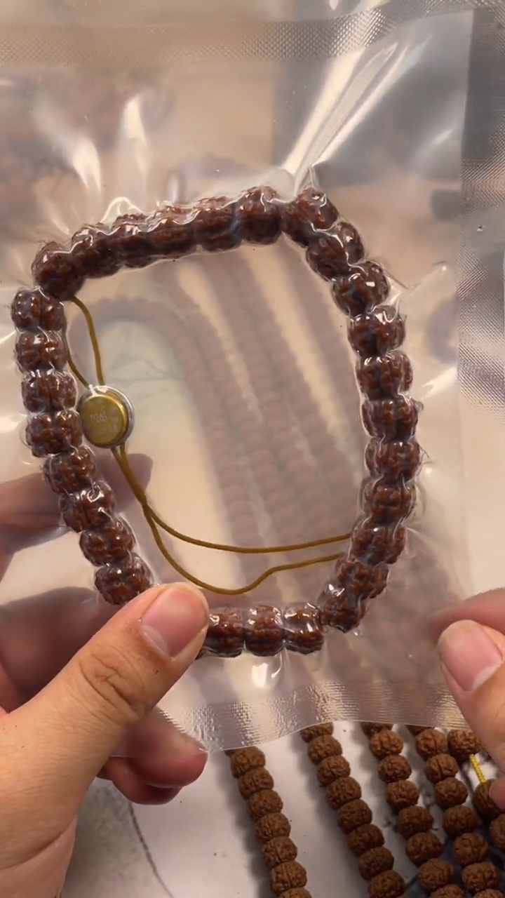 【闪购商品】精挑小金刚树王手持8+