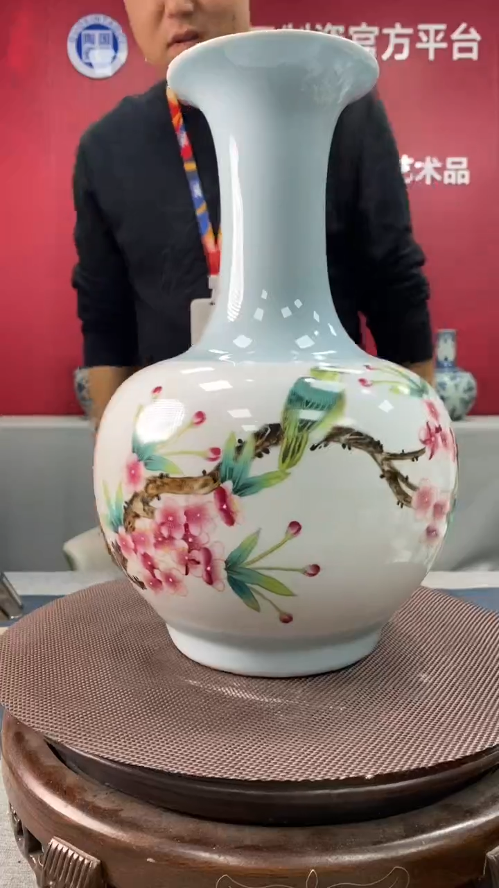 陶瓷b435景德镇瓷器一件