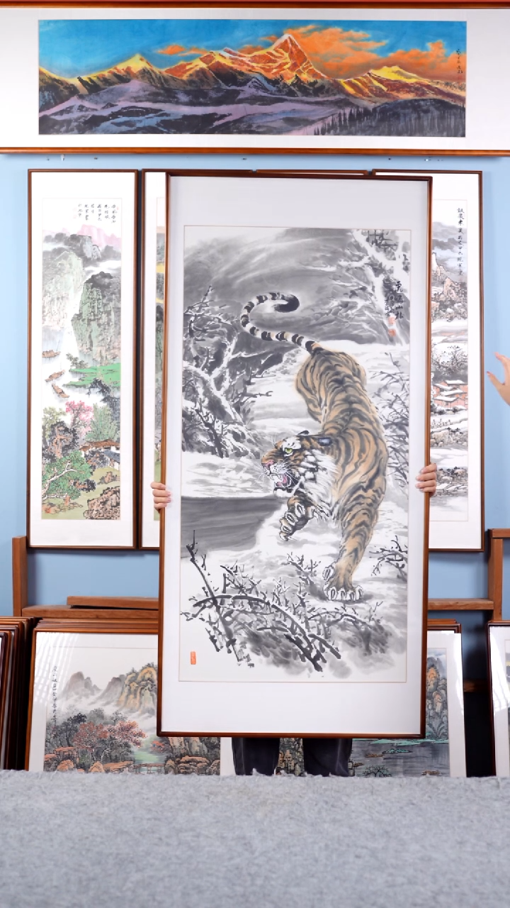 【闪购商品】国画李强《虎啸山林》含框174*84