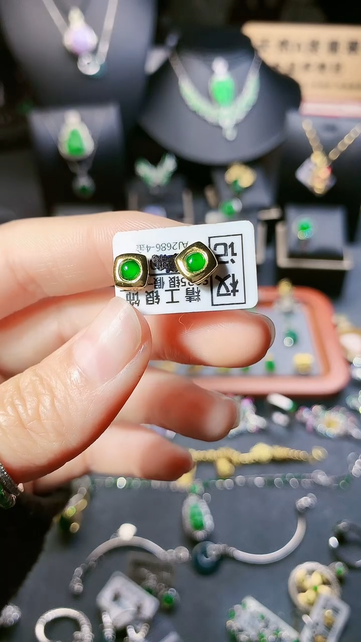 【闪购商品】翡翠耳饰银S925镶嵌耳饰