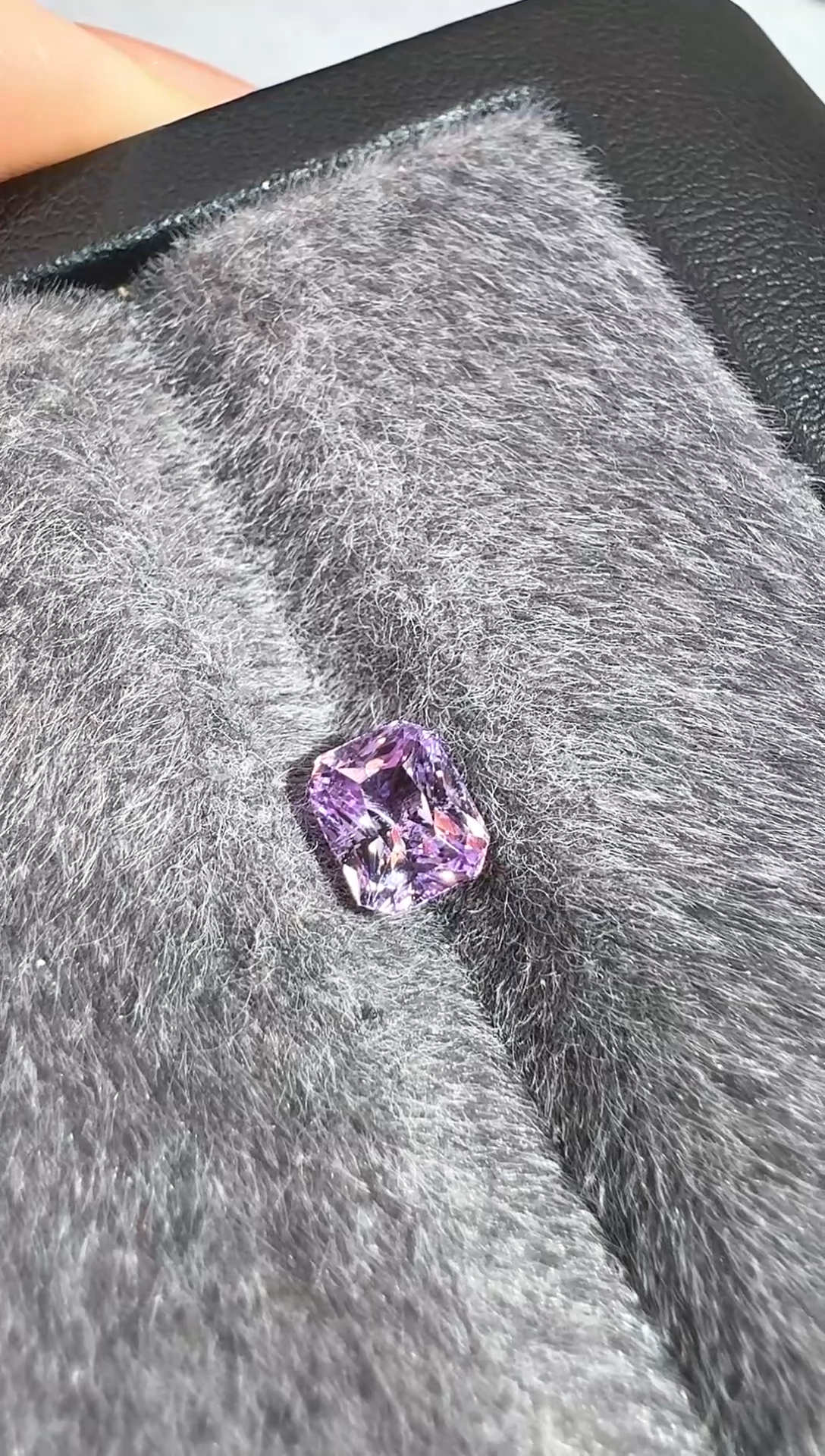 【闪购商品】彩色蓝宝石裸石未镶嵌1.07克拉无烧