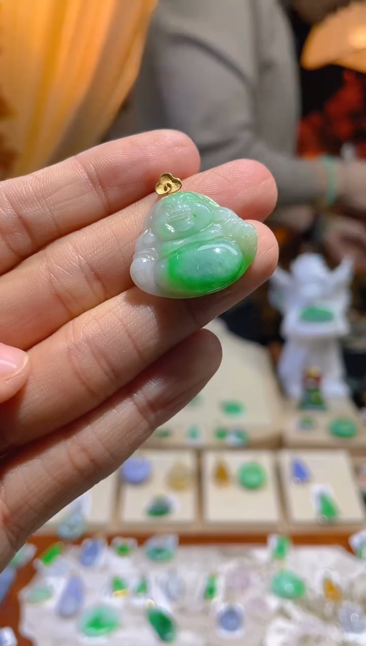 【闪购商品】翡翠颈饰18K金镶嵌假一赔三