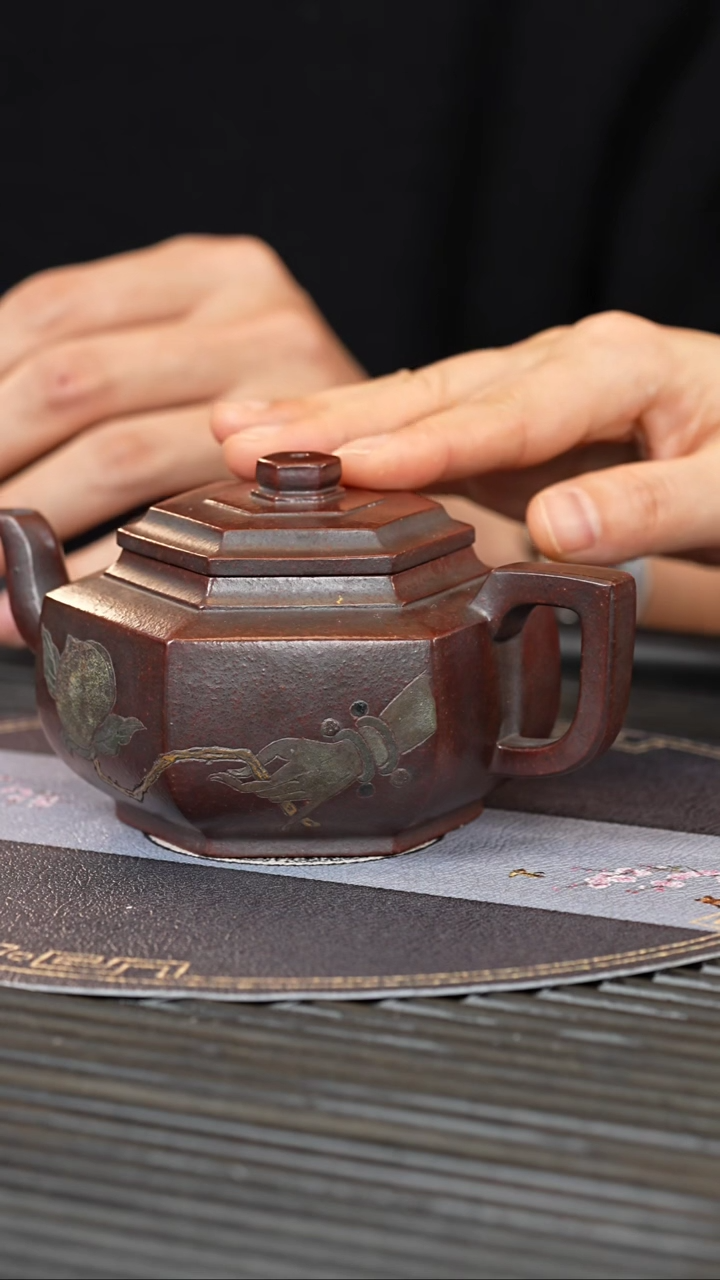 【闪购商品】紫砂茶壶QYQ 朱砂紫 六方雪华 350cc