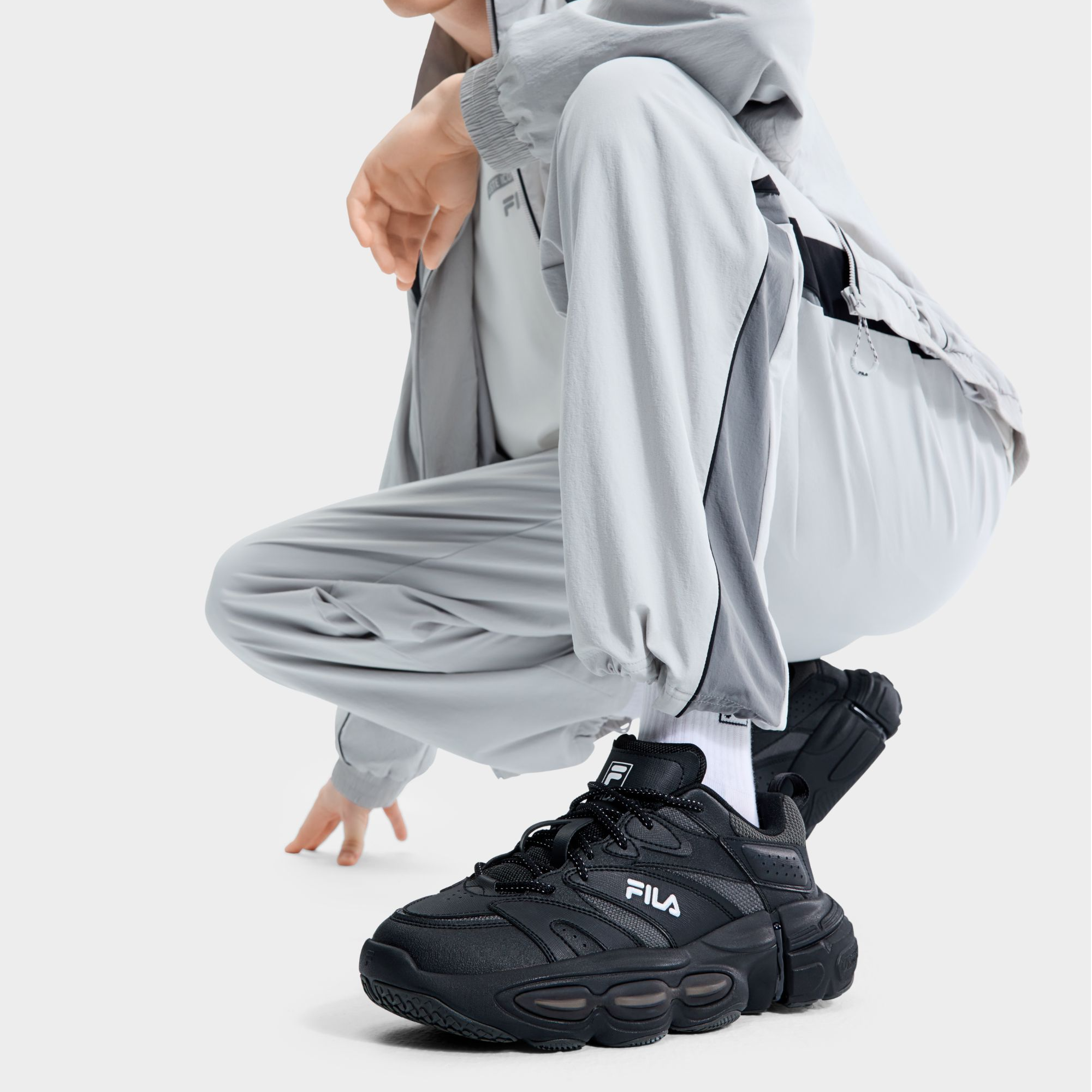 斐乐【爆款ET老爹鞋】2025男子新款百搭潮流运动鞋F12M511105F