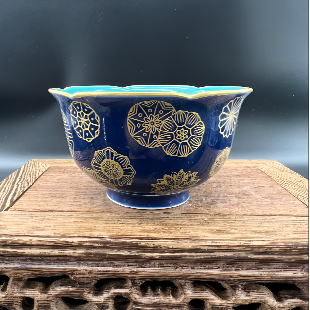 清雍正霁青釉金彩皮球花赏杯一对sgbgc-23111714