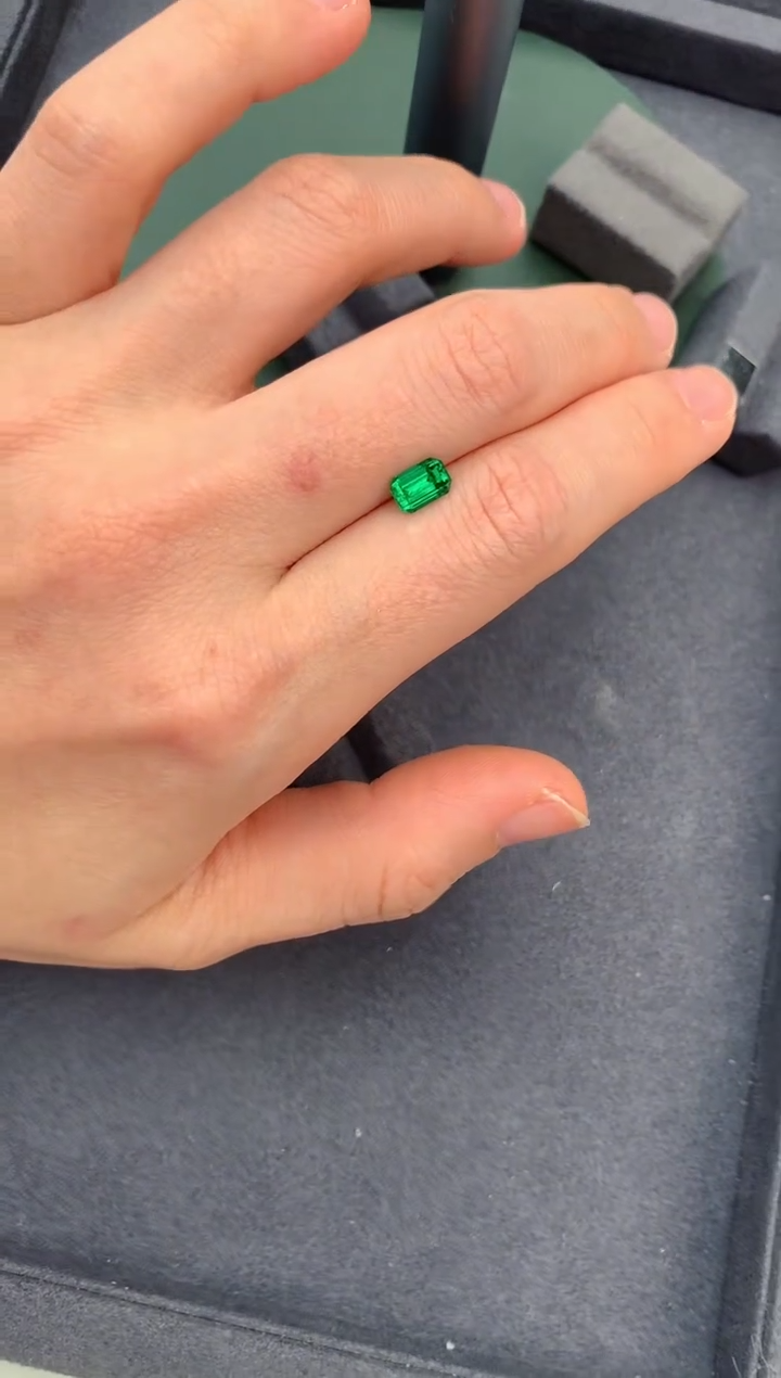 【闪购商品】祖母绿裸石未镶嵌92分祖母绿