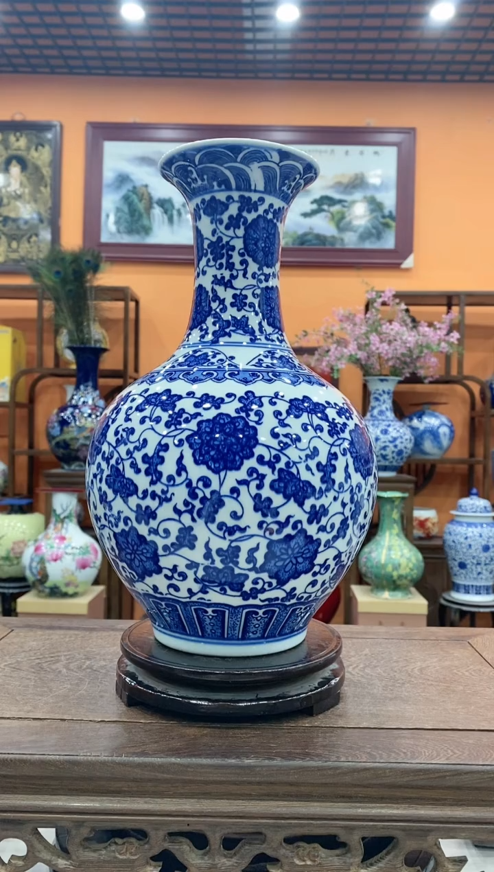 【闪购商品】瓶青花瓷带底座高35X19