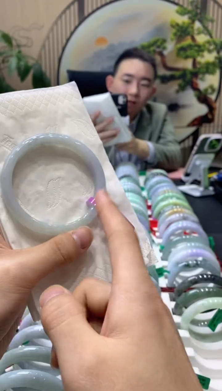 【闪购商品】翡翠手镯未镶嵌0000014475