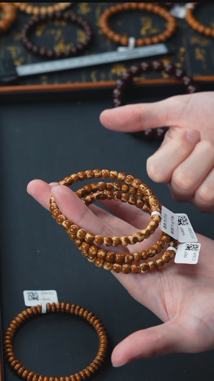 手串紫金鼠实心老型6.5        10864