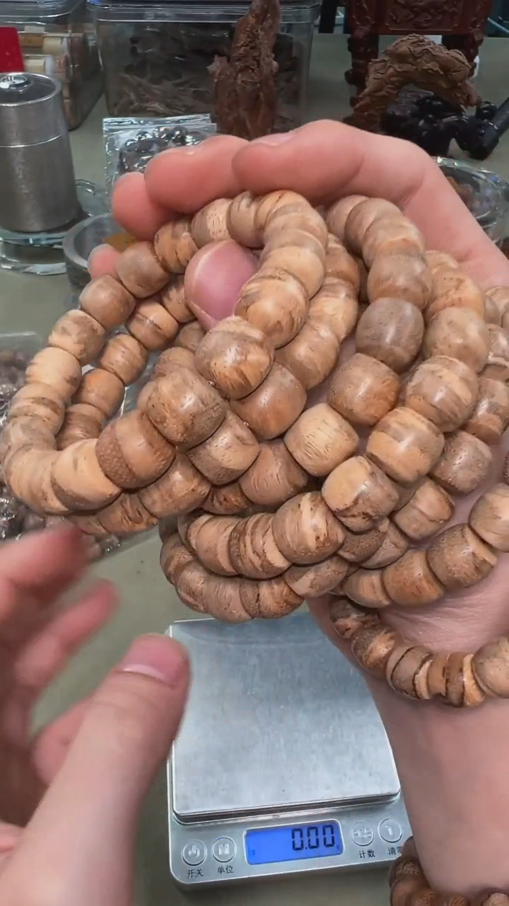 柬埔寨贡布桶珠单圈多样性发其一