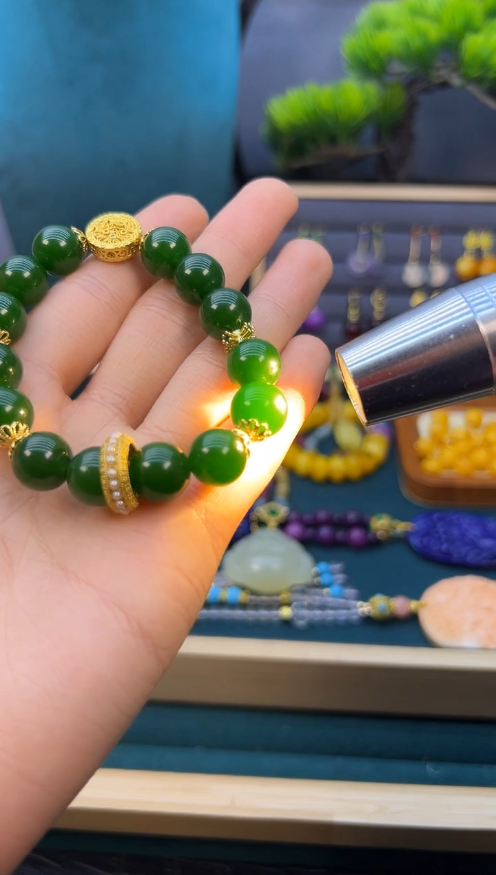 【闪购商品】和田玉耳饰14K金镶嵌S457           