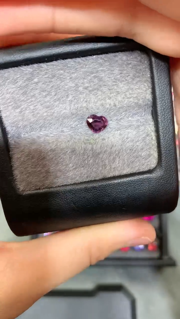 【闪购商品】定制尖晶石裸石未镶嵌心形 紫色调 0.91ct