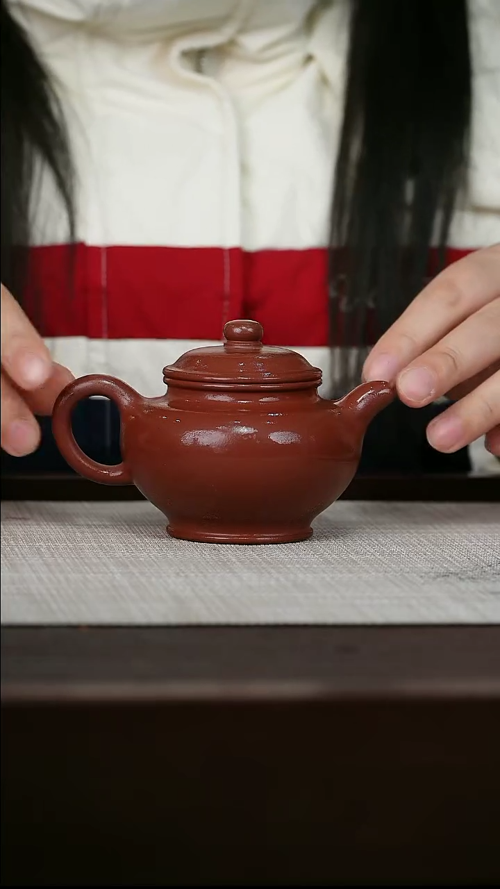 【闪购商品】宜兴原矿紫砂壶茶壶160C