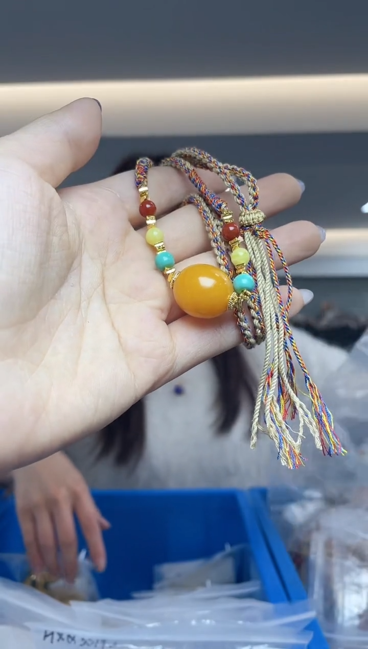 【闪购商品】蜜蜡裸石未镶嵌（多样性发一件）