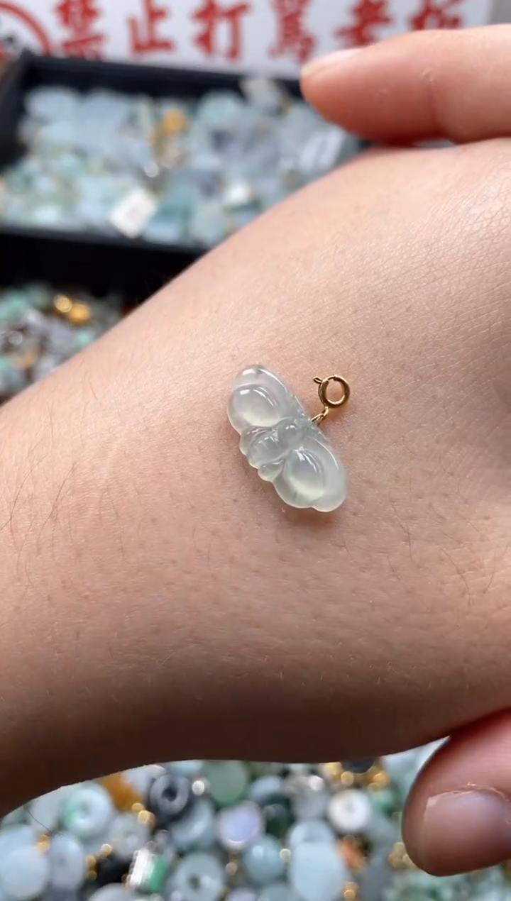 【闪购商品】翡翠颈饰未镶嵌哥哥