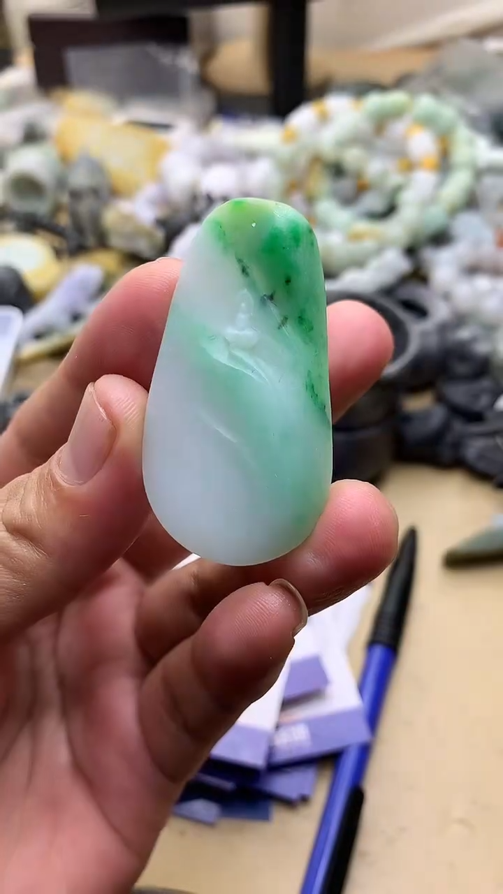 【闪购商品】定制翡翠未镶嵌翡翠1