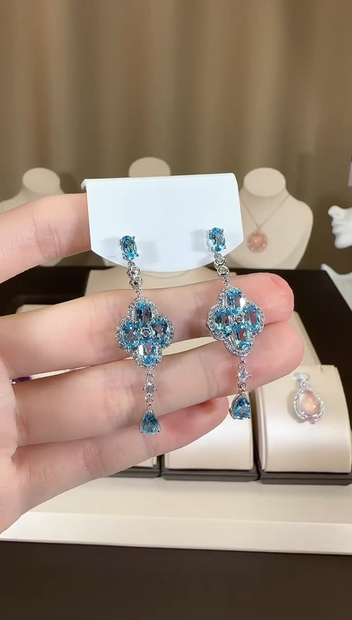 【闪购商品】托帕石耳饰银S925镶嵌设计款