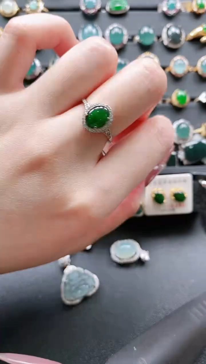 【闪购商品】翡翠戒指银S925镶嵌11111111