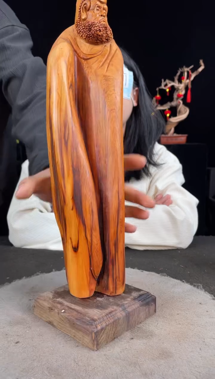 【闪购商品】柏木（崖柏）其他手工摆件,先抢先得!