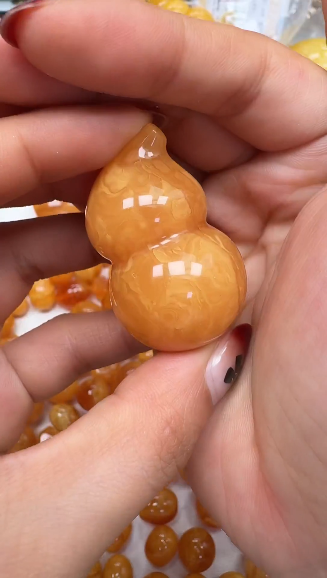 裸石琥珀未镶嵌如图