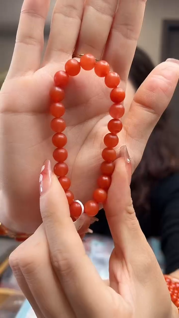 【闪购商品】南红玛瑙圆珠手串未镶嵌8mm
