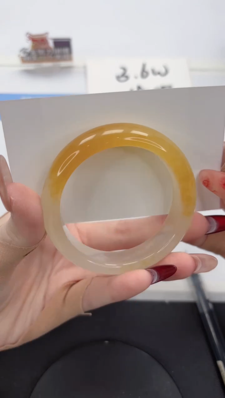 【闪购商品】石英质玉手镯未镶嵌A104-54