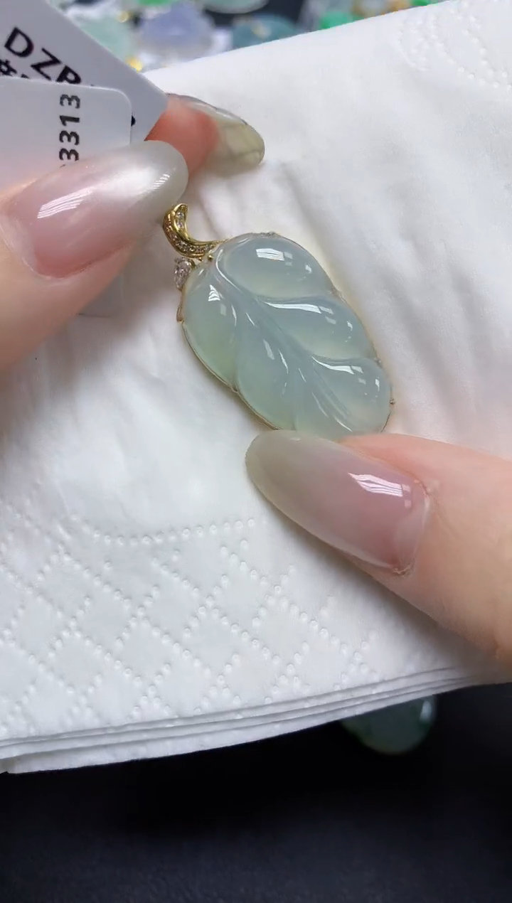 【闪购商品】翡翠18K金镶嵌颈饰天然缅甸翡翠A货