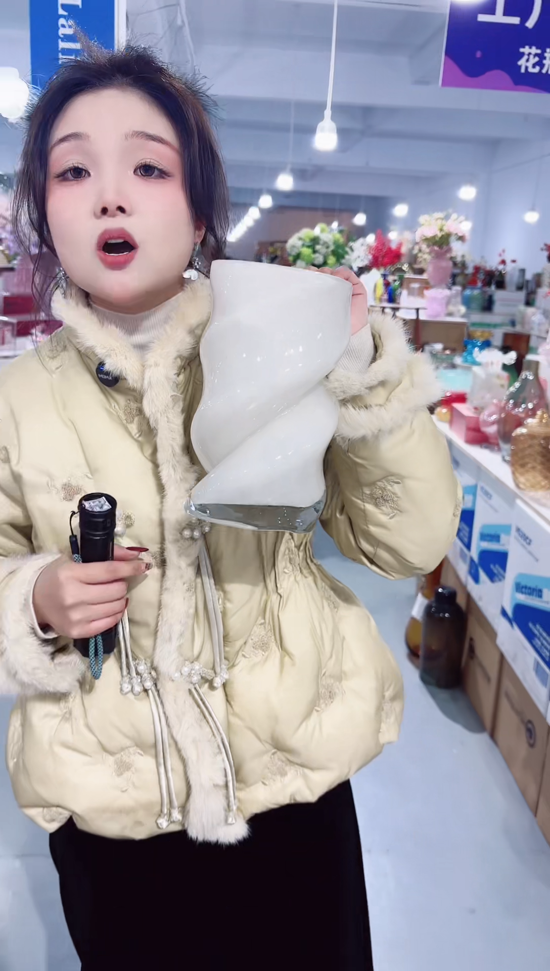 【闪购商品】玻璃私花主义花瓶厂-微瑕--PN3C