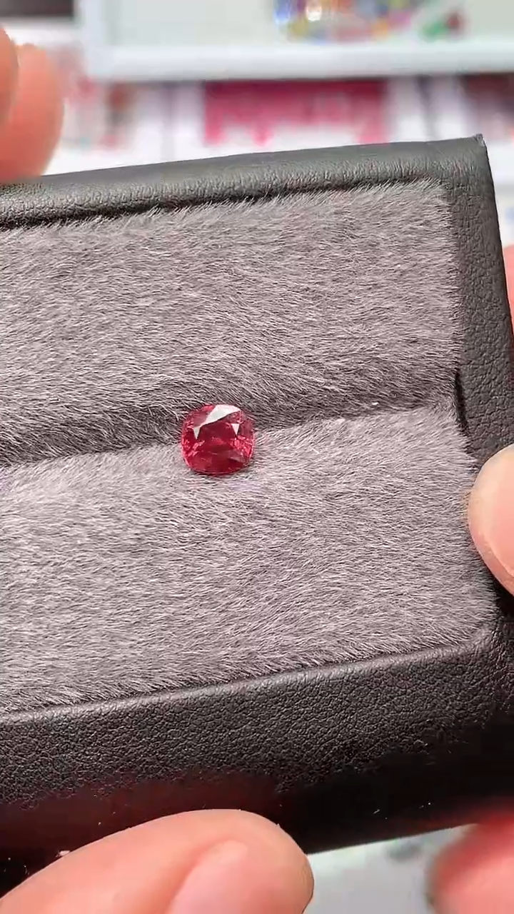 【闪购商品】尖晶石裸石未镶嵌1/1.19