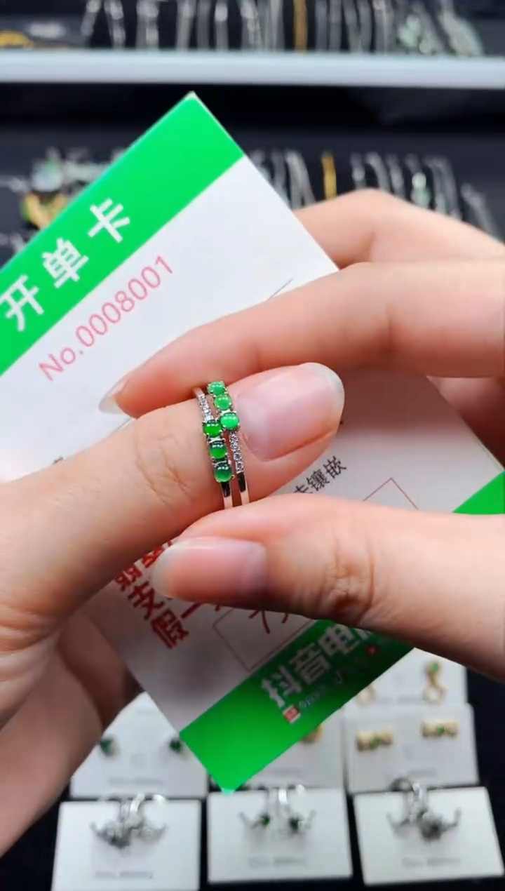 【闪购商品】翡翠银S925镶嵌戒指8001