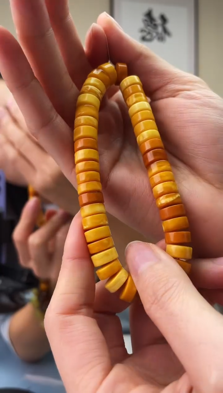 琥珀未镶嵌珠宝奇石T014假一罚十，多样性发一件