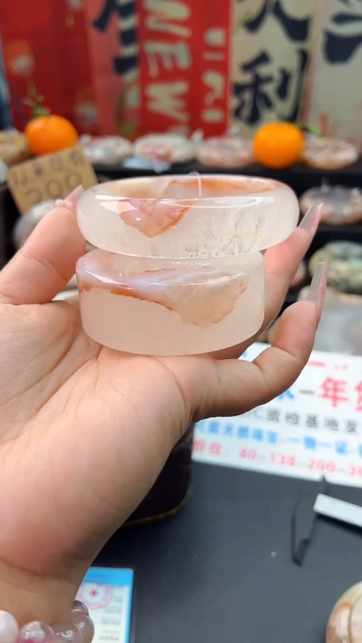 【闪购商品】石英质玉手镯未镶嵌赠送镯心（62圈口）