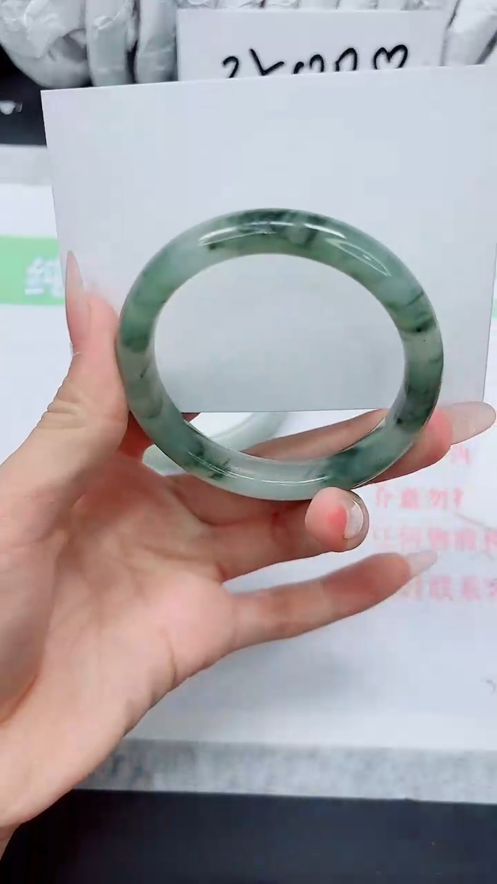 石英质玉手镯未镶嵌32-53