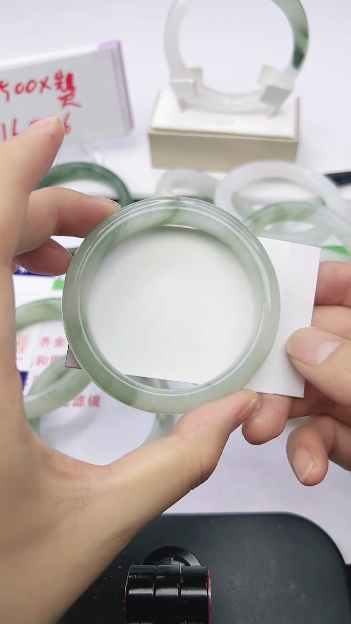 未镶嵌手镯石英质玉238-56/57