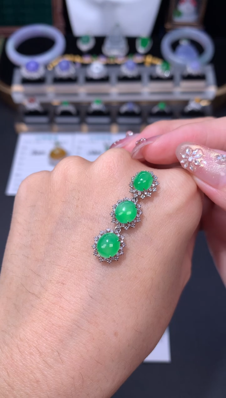 18K金镶嵌定制翡翠48小时鉴赏期 退货不扣服务费