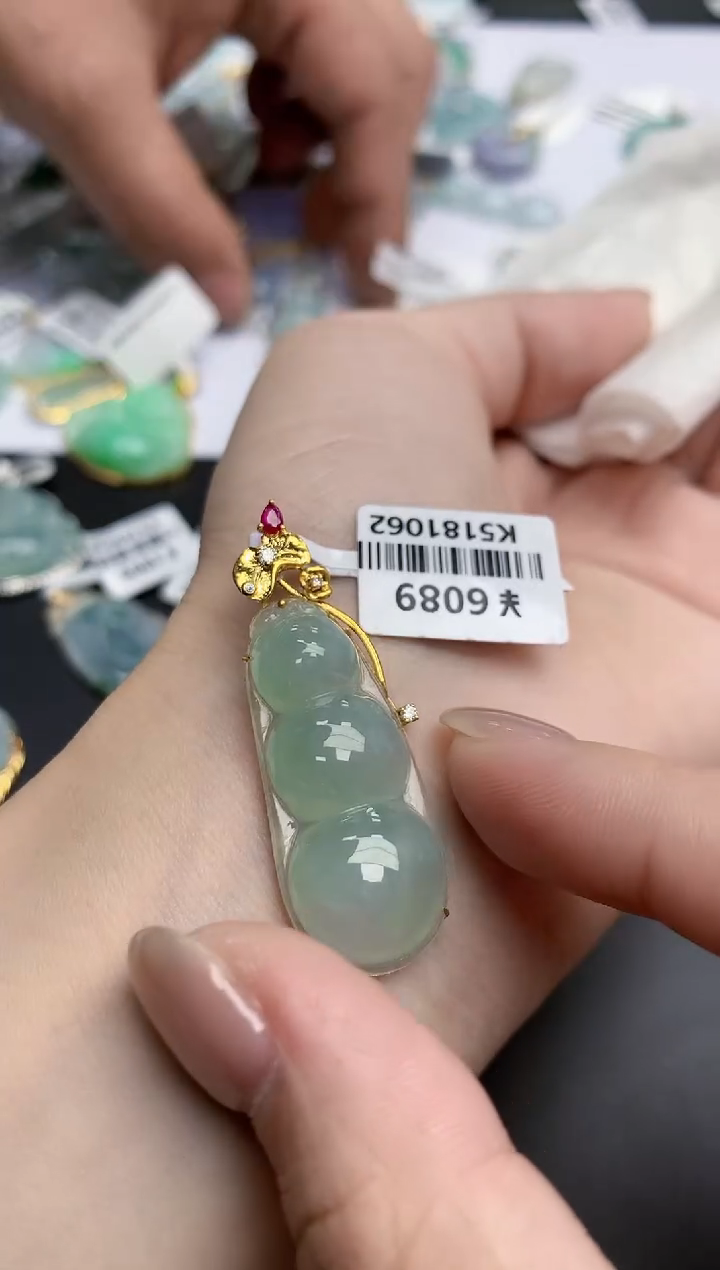 【闪购商品】翡翠颈饰18K金镶嵌天然缅甸翡翠A货