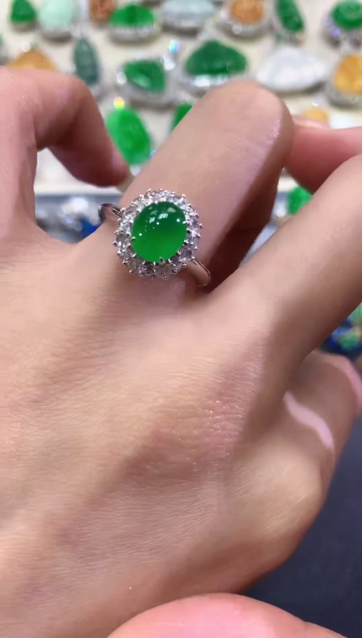 【闪购商品】翡翠戒指18K金镶嵌q57不退换