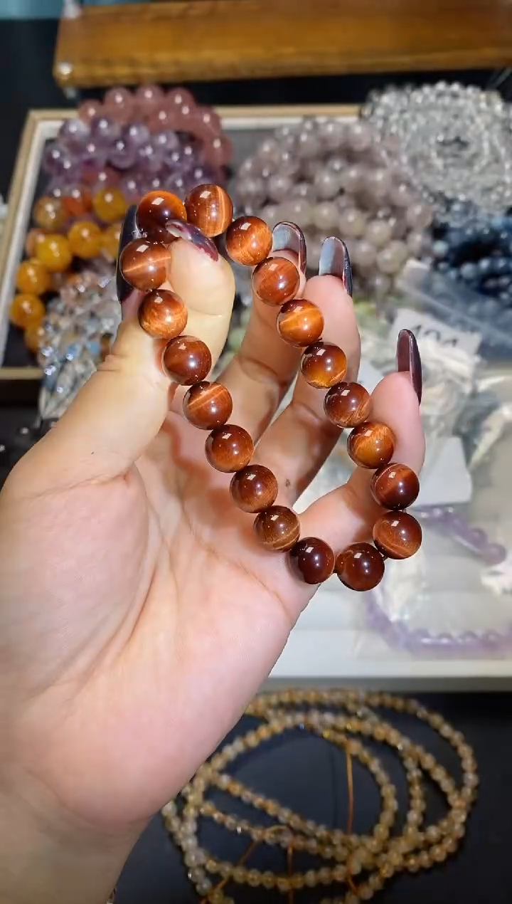 【闪购商品】水晶手串未镶嵌红虎眼229