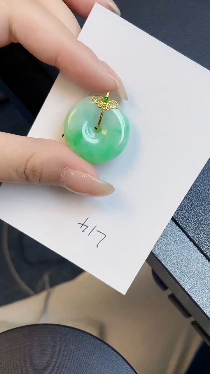 【闪购商品】翡翠颈饰18K金镶嵌00000000