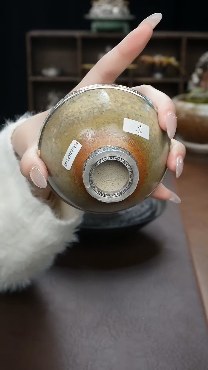 【闪购商品】境秋黄陶主人杯高定